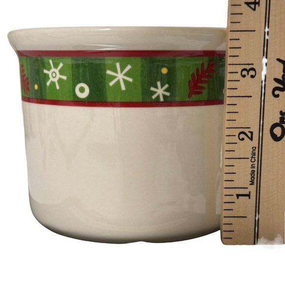 Longaberger Crock Christmas Holly Berry Snowflake Pottery Red Green White 1 Pint - Picture 3 of 4